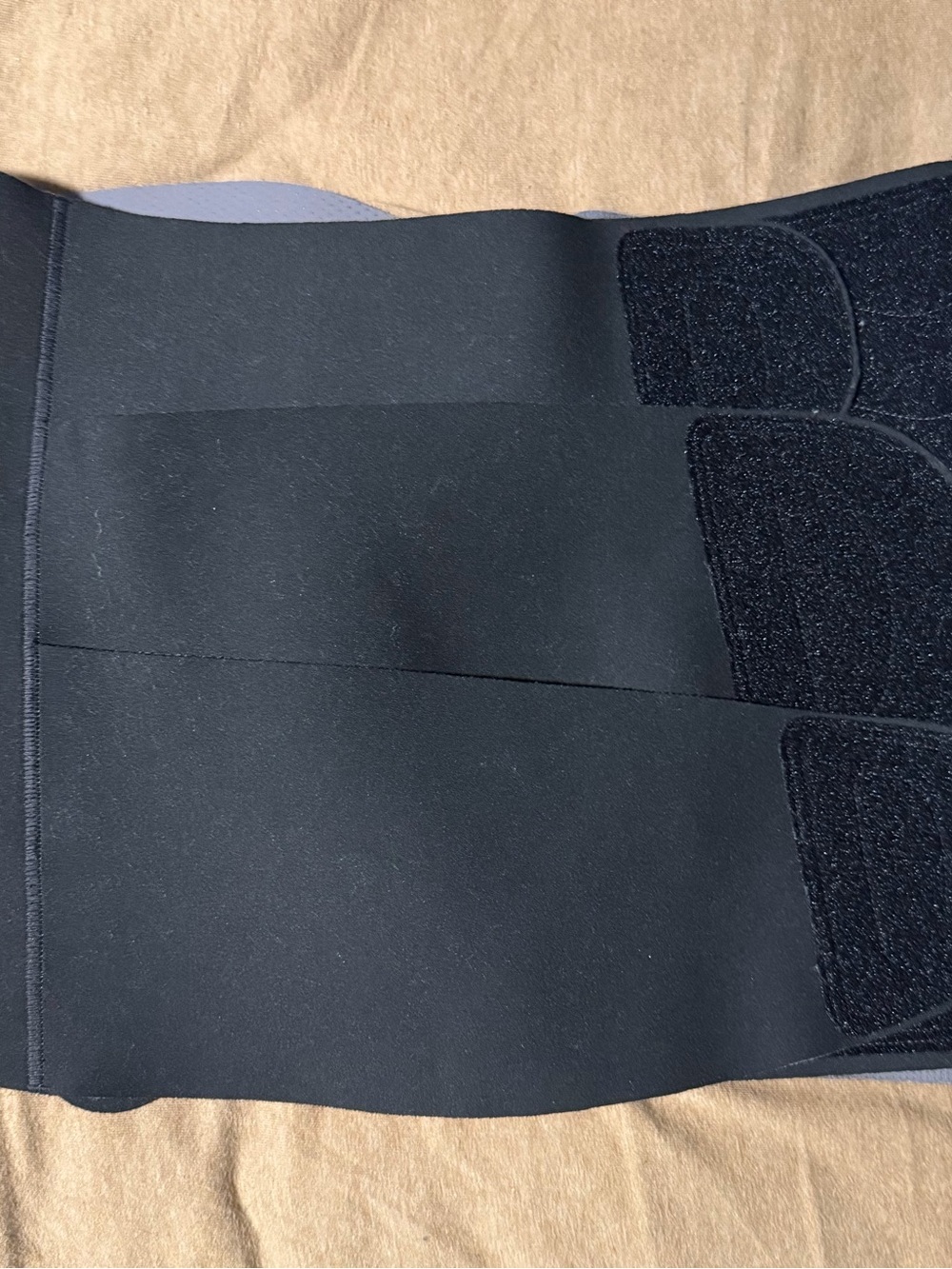 Momcozy belly belt - Picture 2 of 5